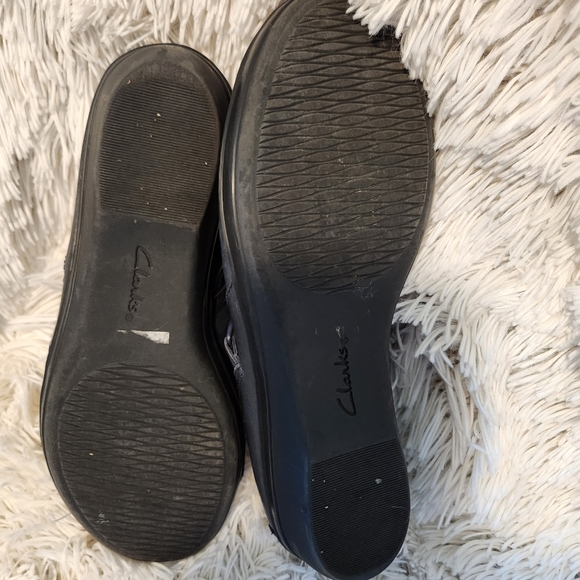 Clark's collection leather slip-ons, Size 6 - Picture 5 of 5